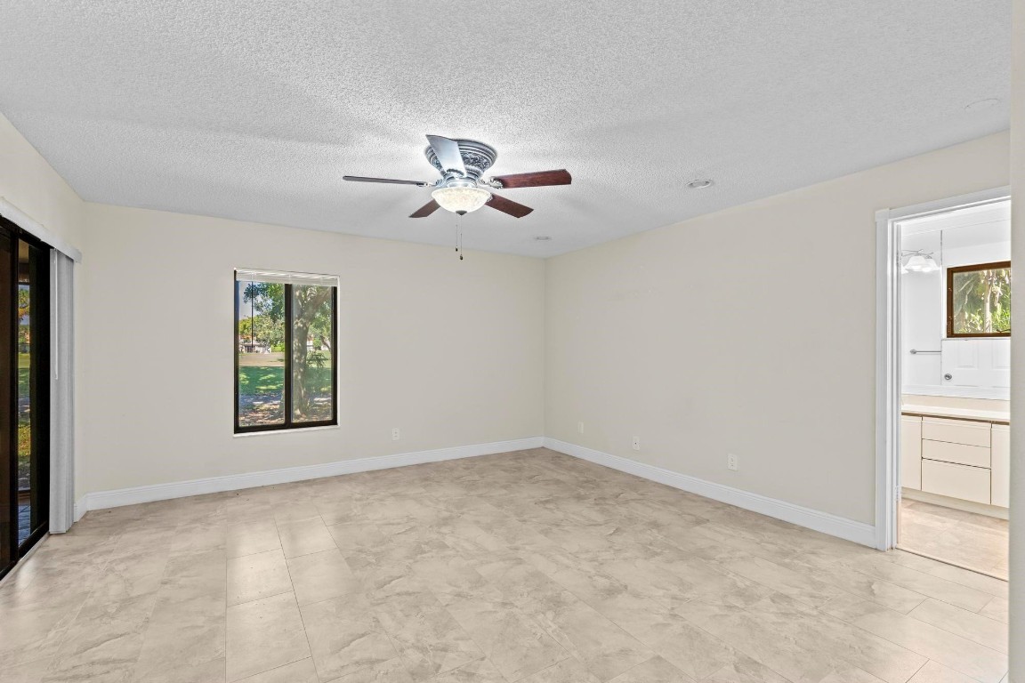 4673 Fountains Drive