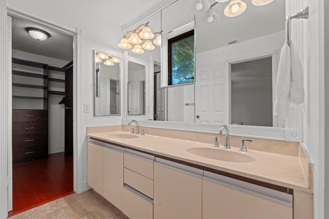 4673 Fountains Drive