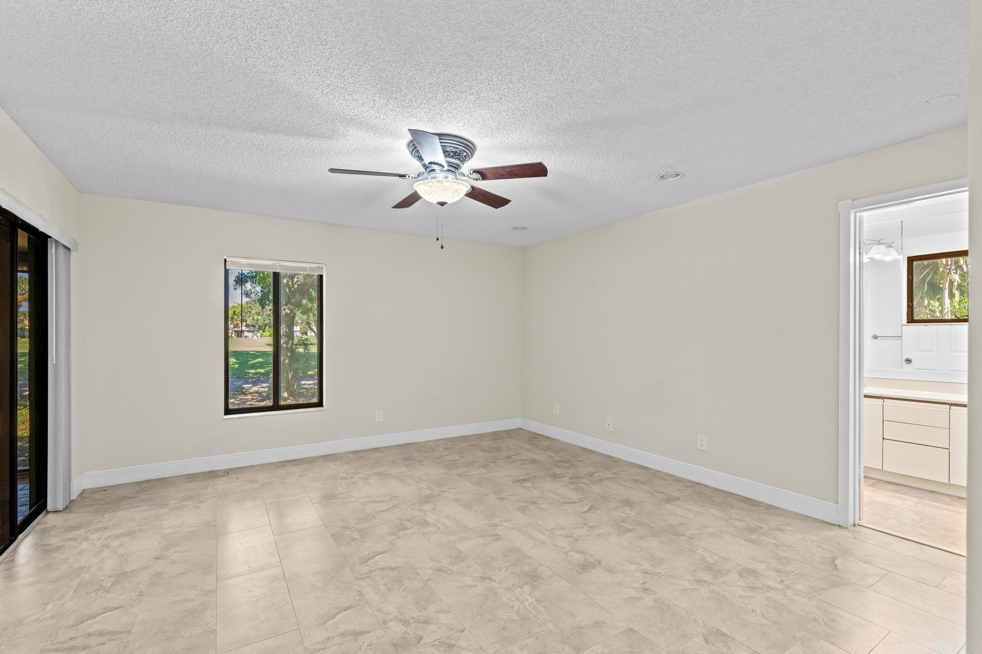 4673 Fountains Drive