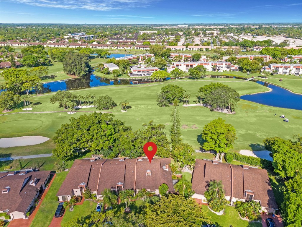 4673 Fountains Drive