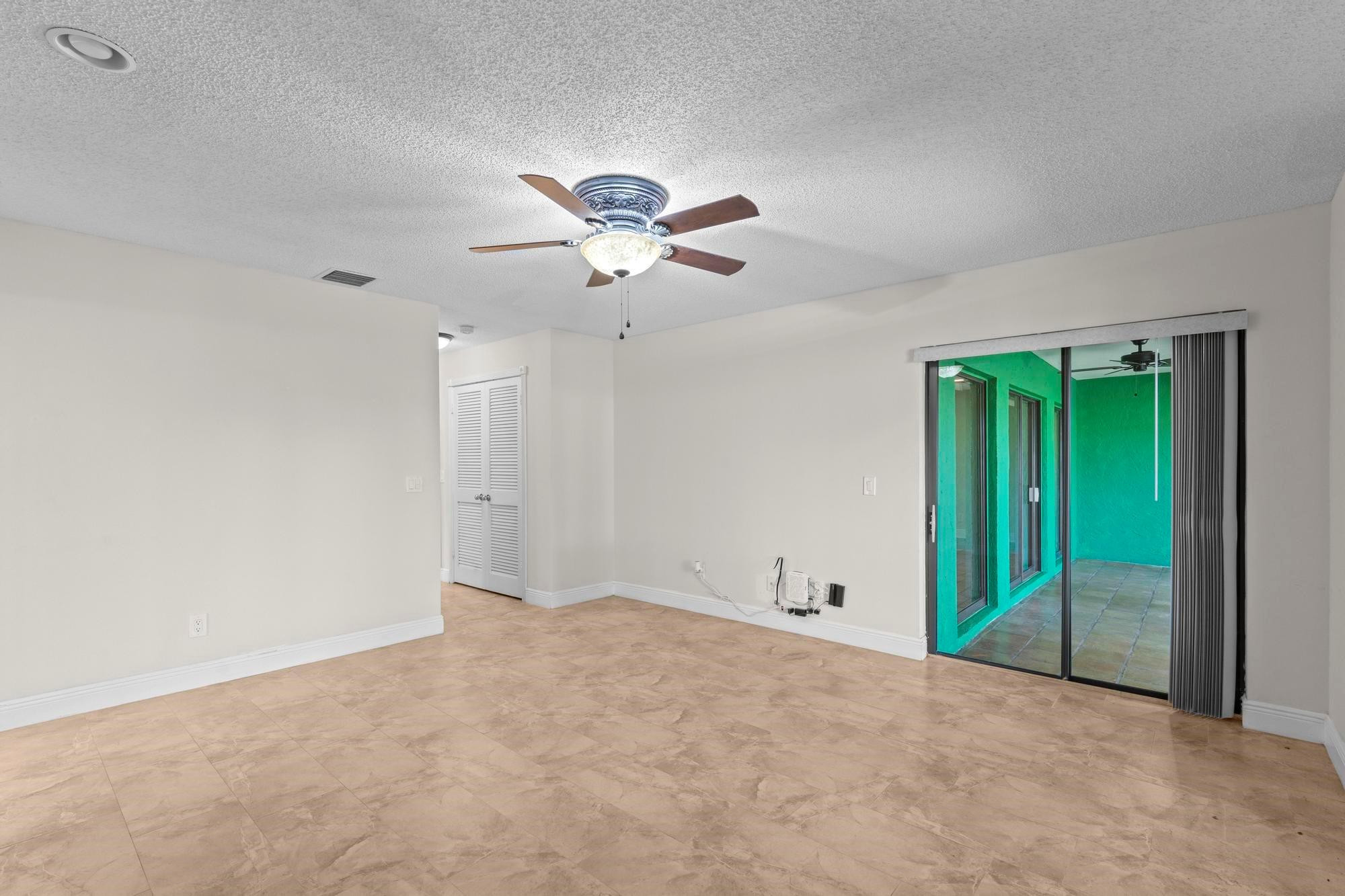 4673 Fountains Drive