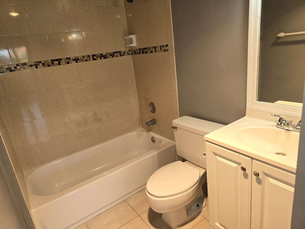 4168 Inverrary Dr 410