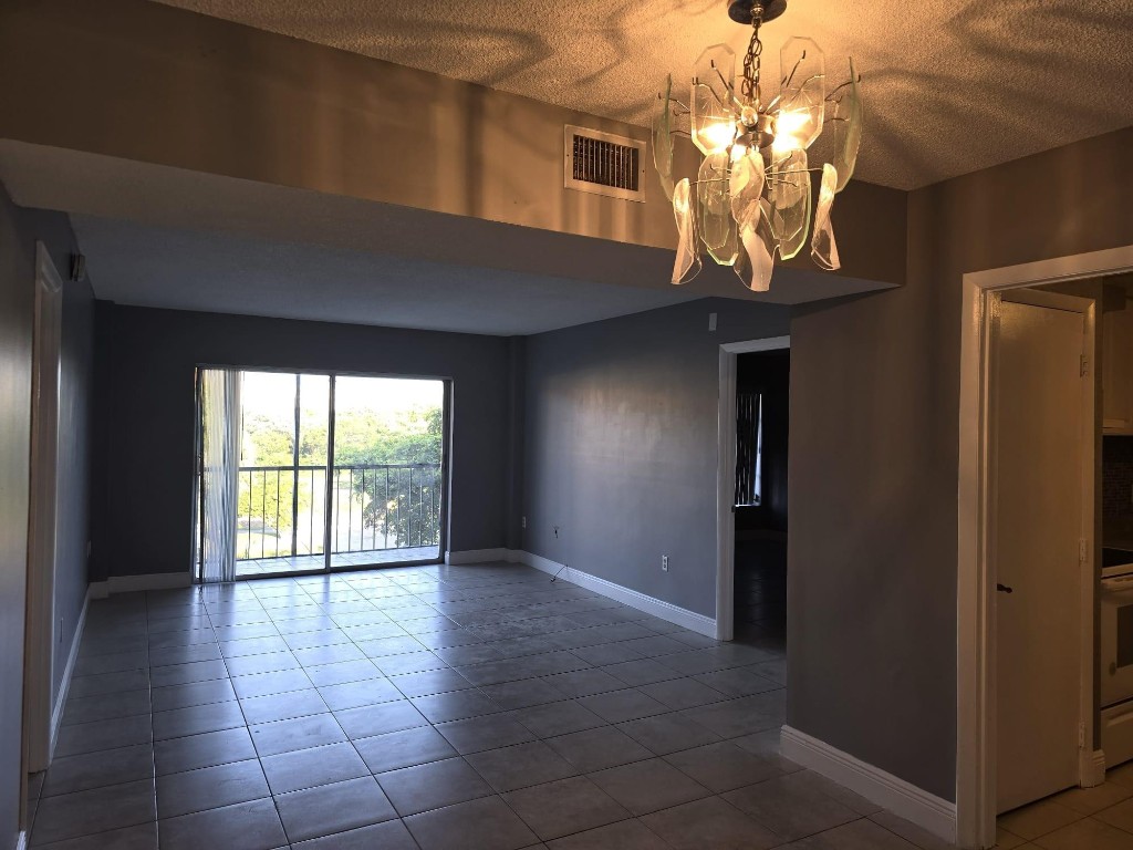 4168 Inverrary Dr 410