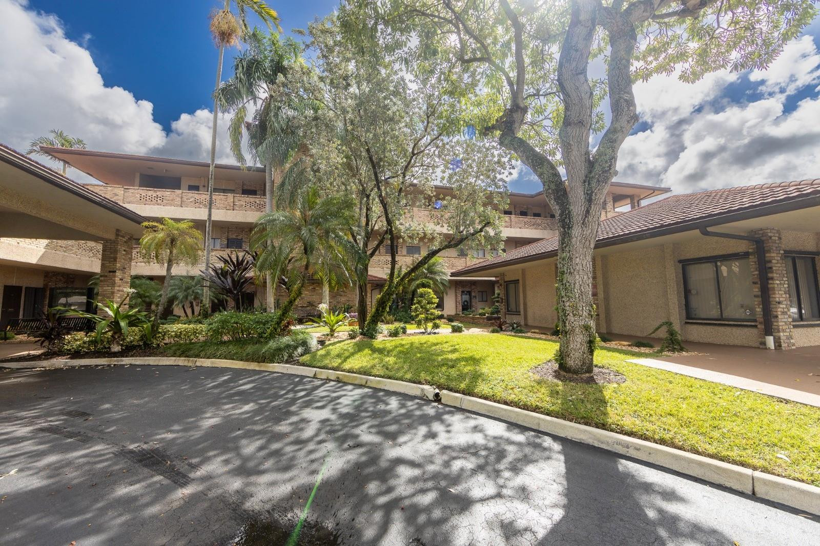 300 NW 70th Ave 301