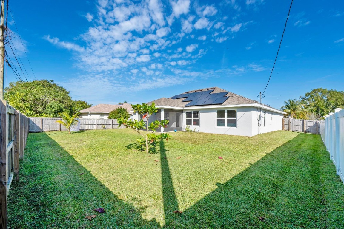 4975 NW Fitzgerald Ave