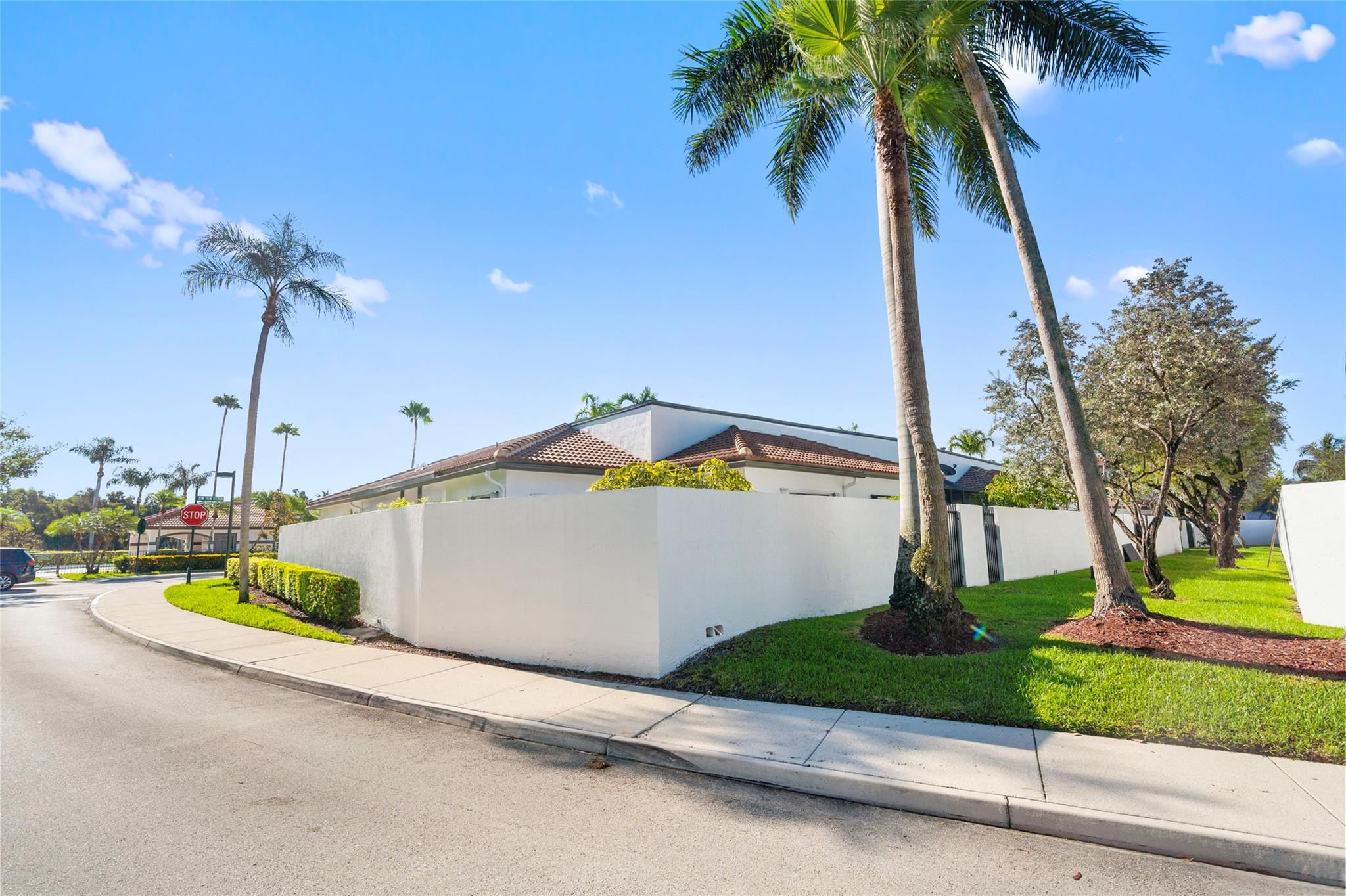 602 SW 158th Ter