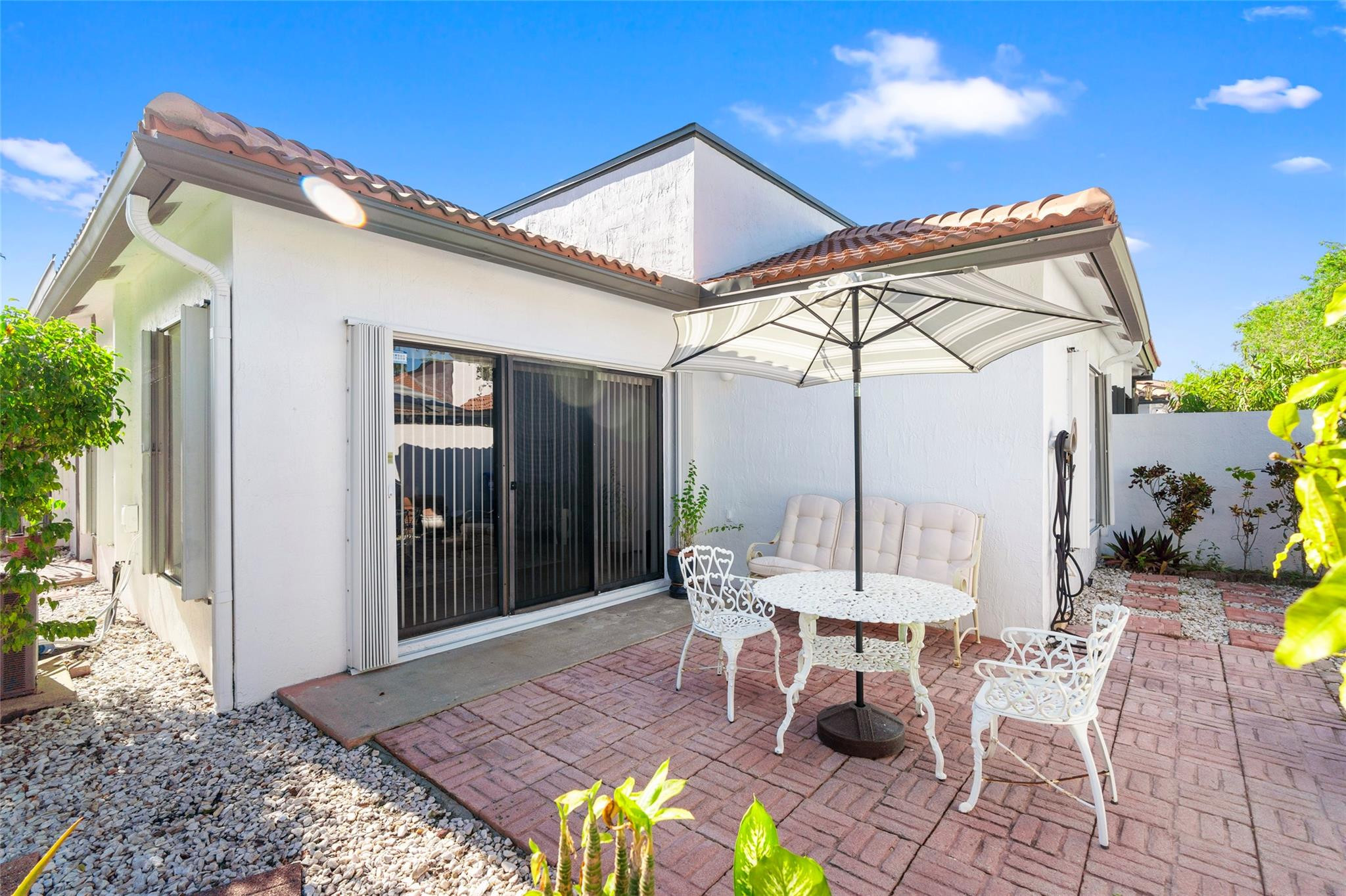 602 SW 158th Ter