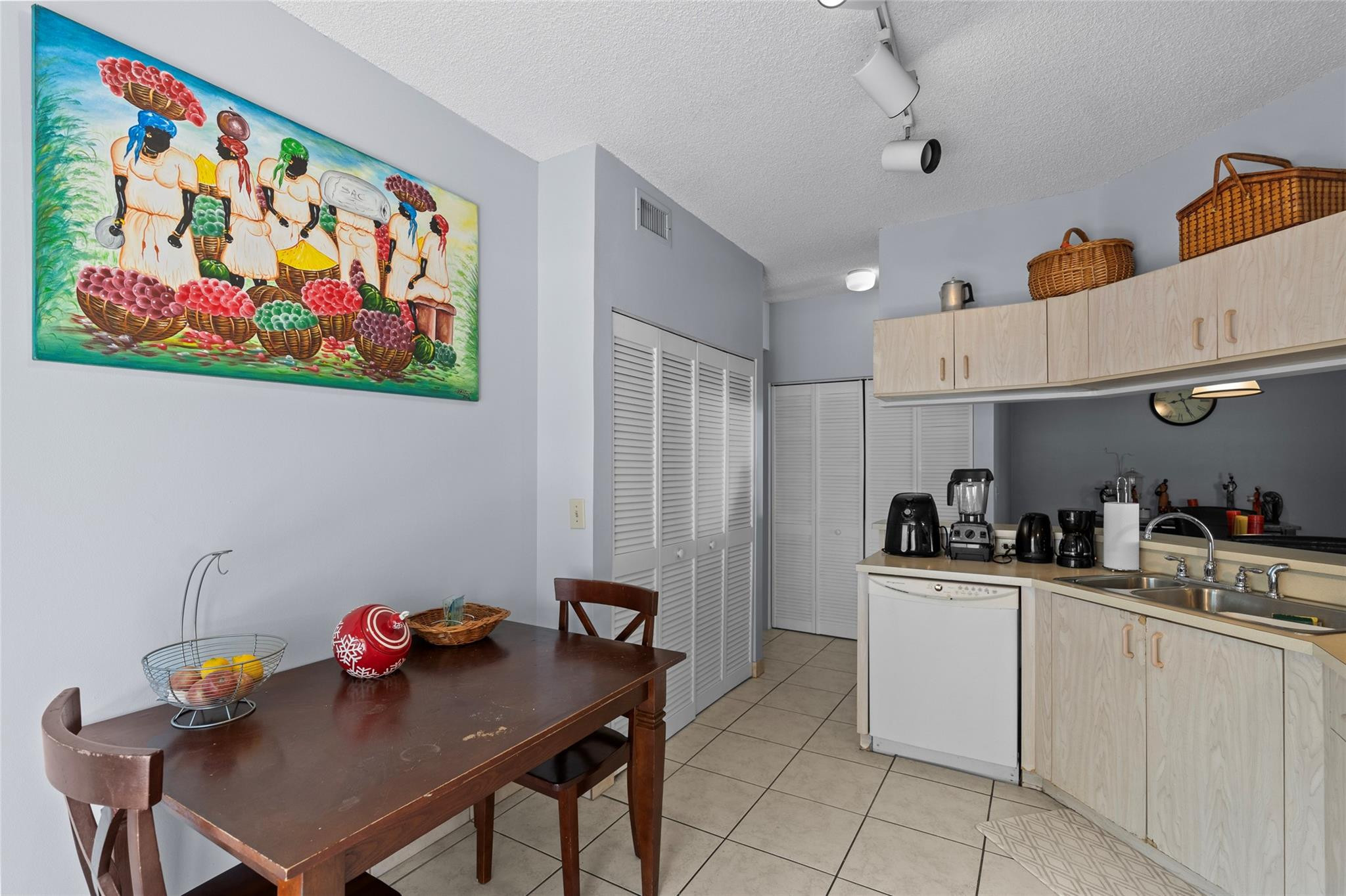 602 SW 158th Ter