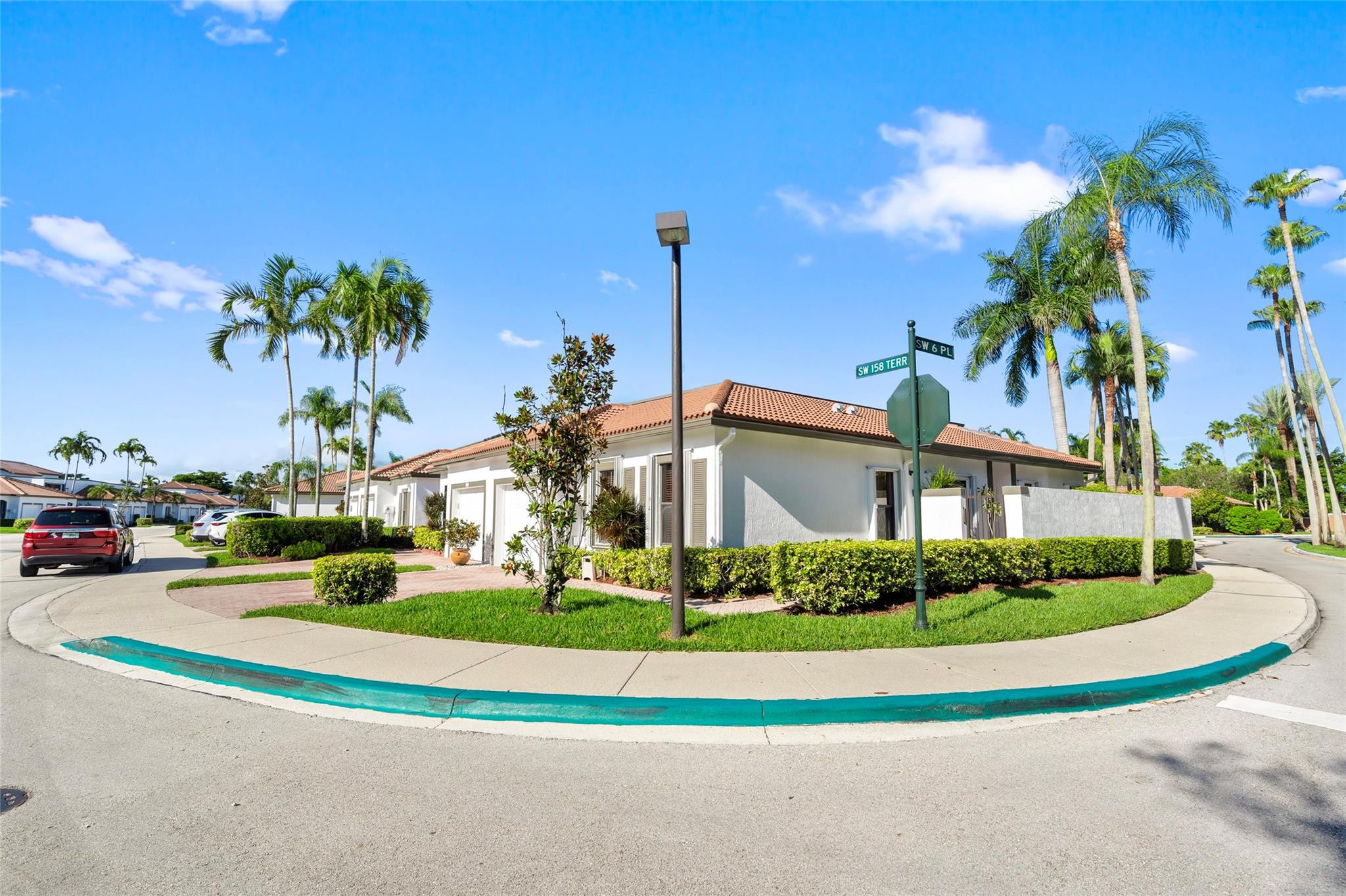 602 SW 158th Ter