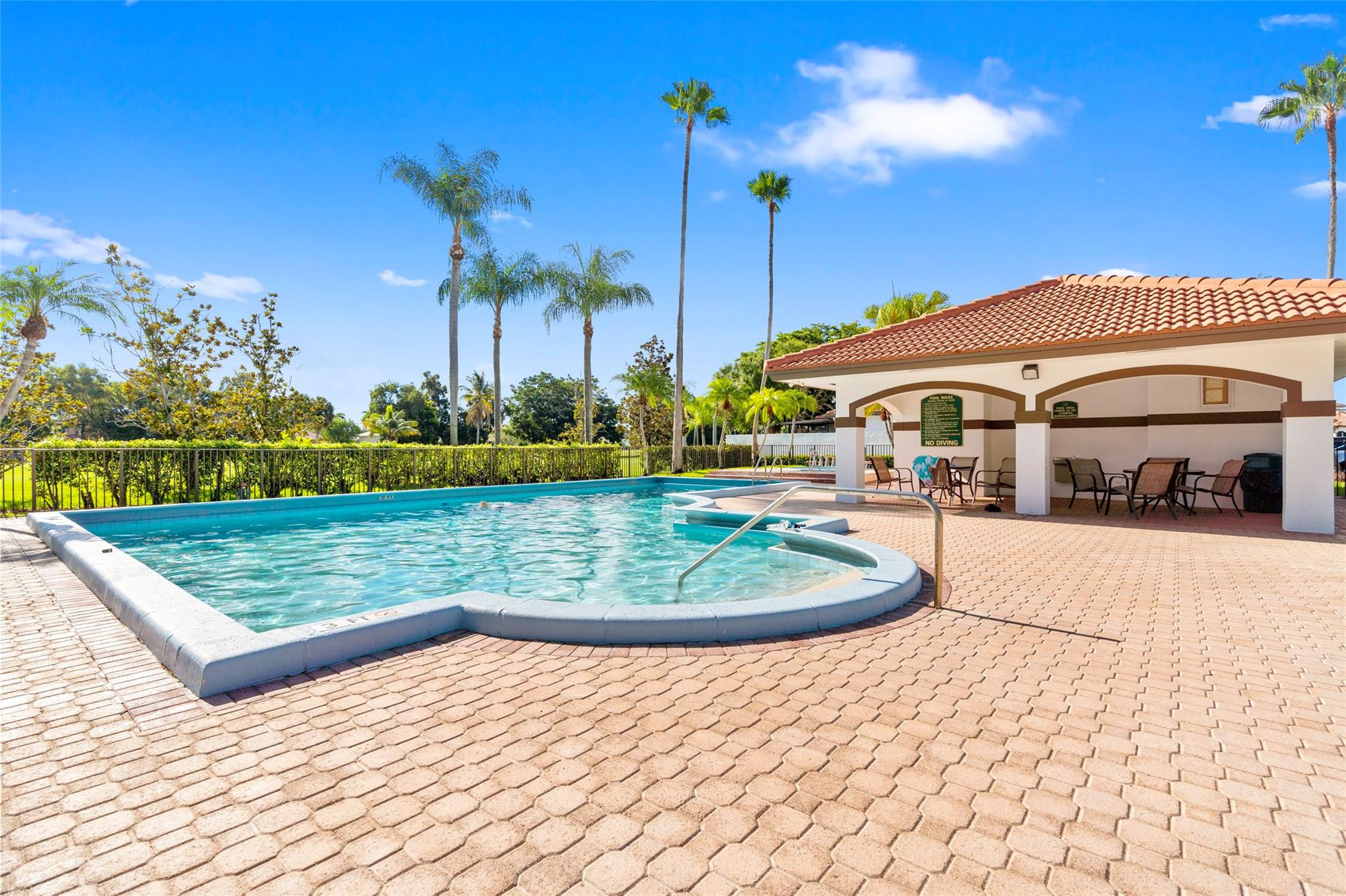 602 SW 158th Ter