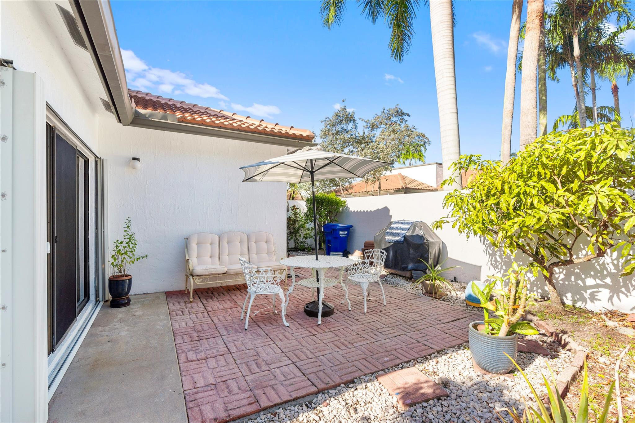 602 SW 158th Ter