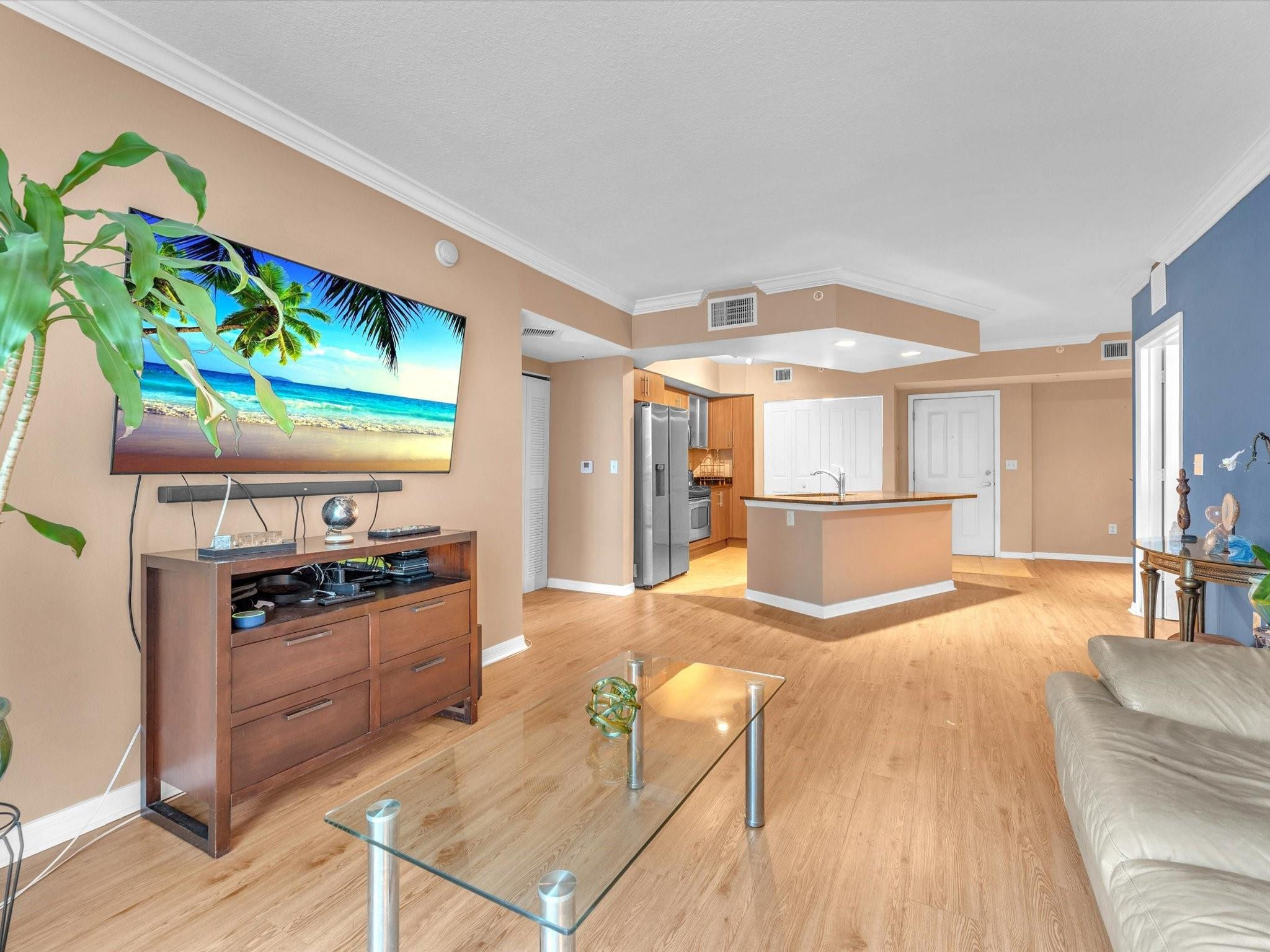 600 S Dixie Highway 339