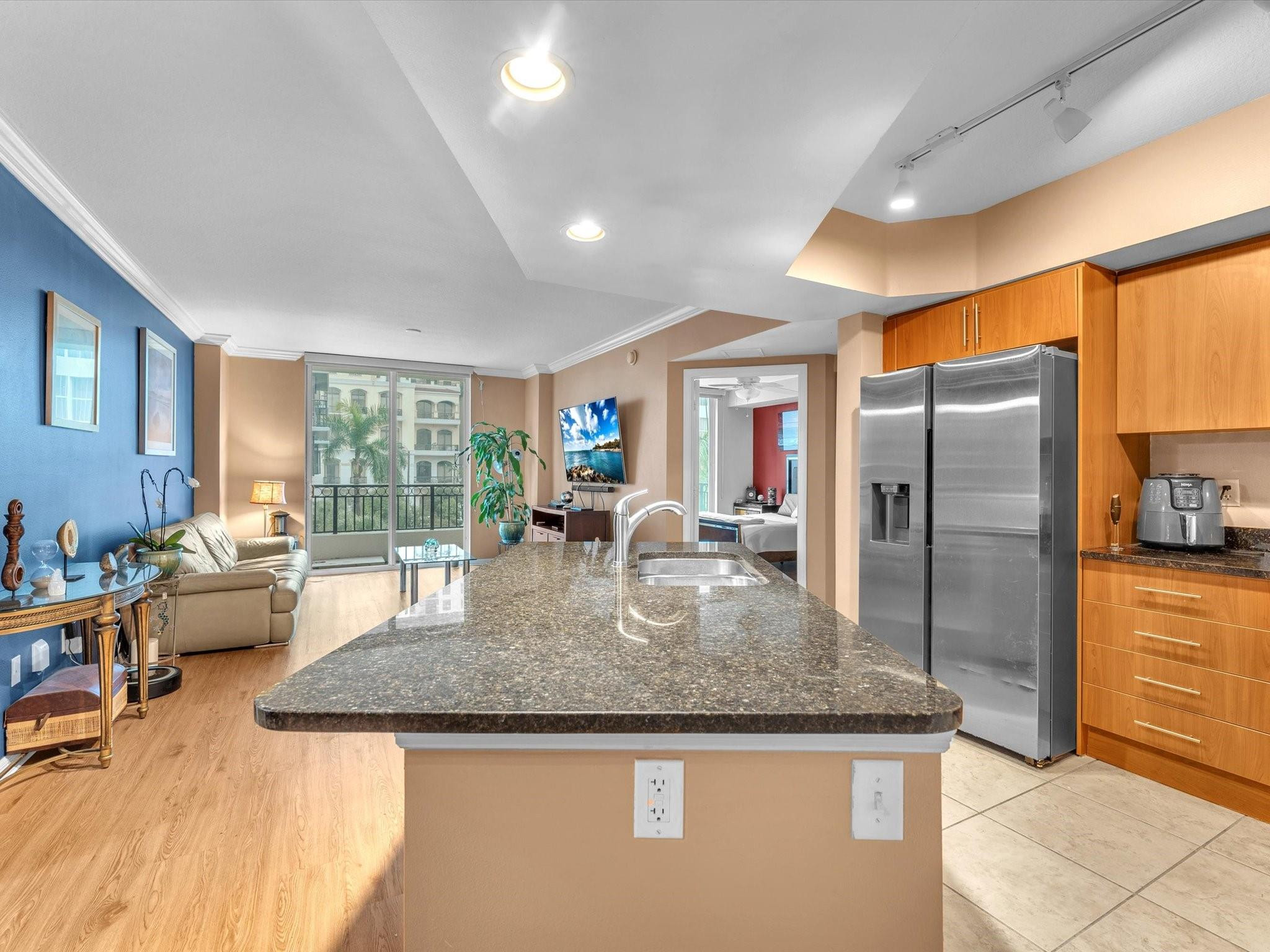 600 S Dixie Highway 339