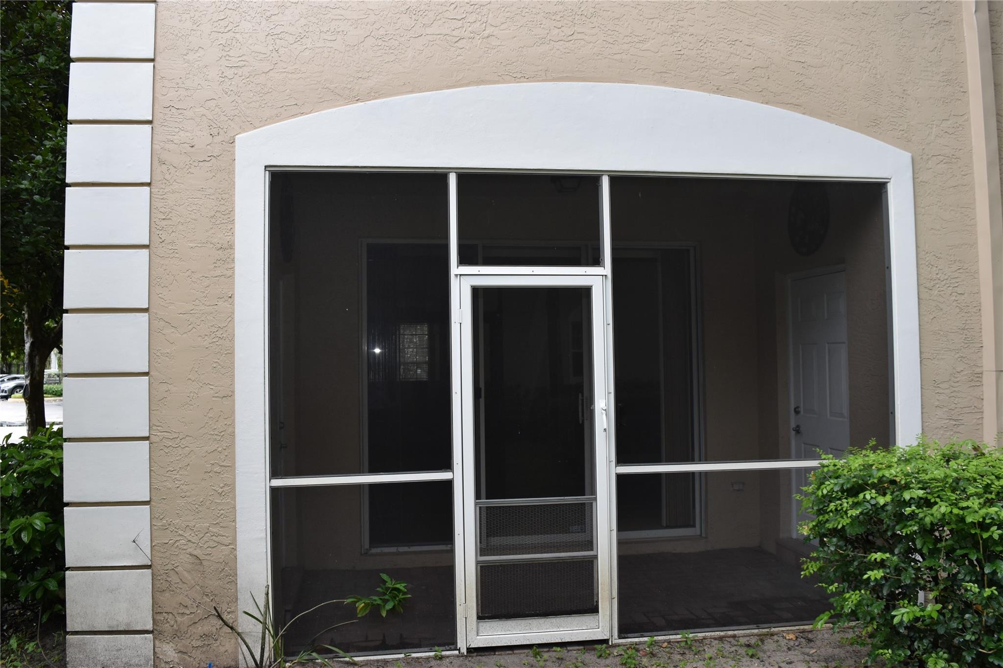 725 NW 42nd Ave