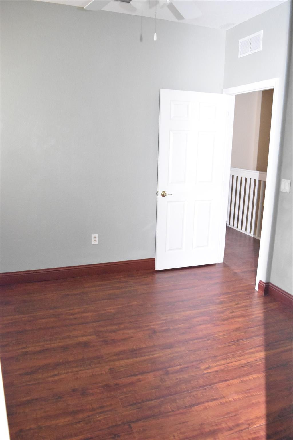 725 NW 42nd Ave