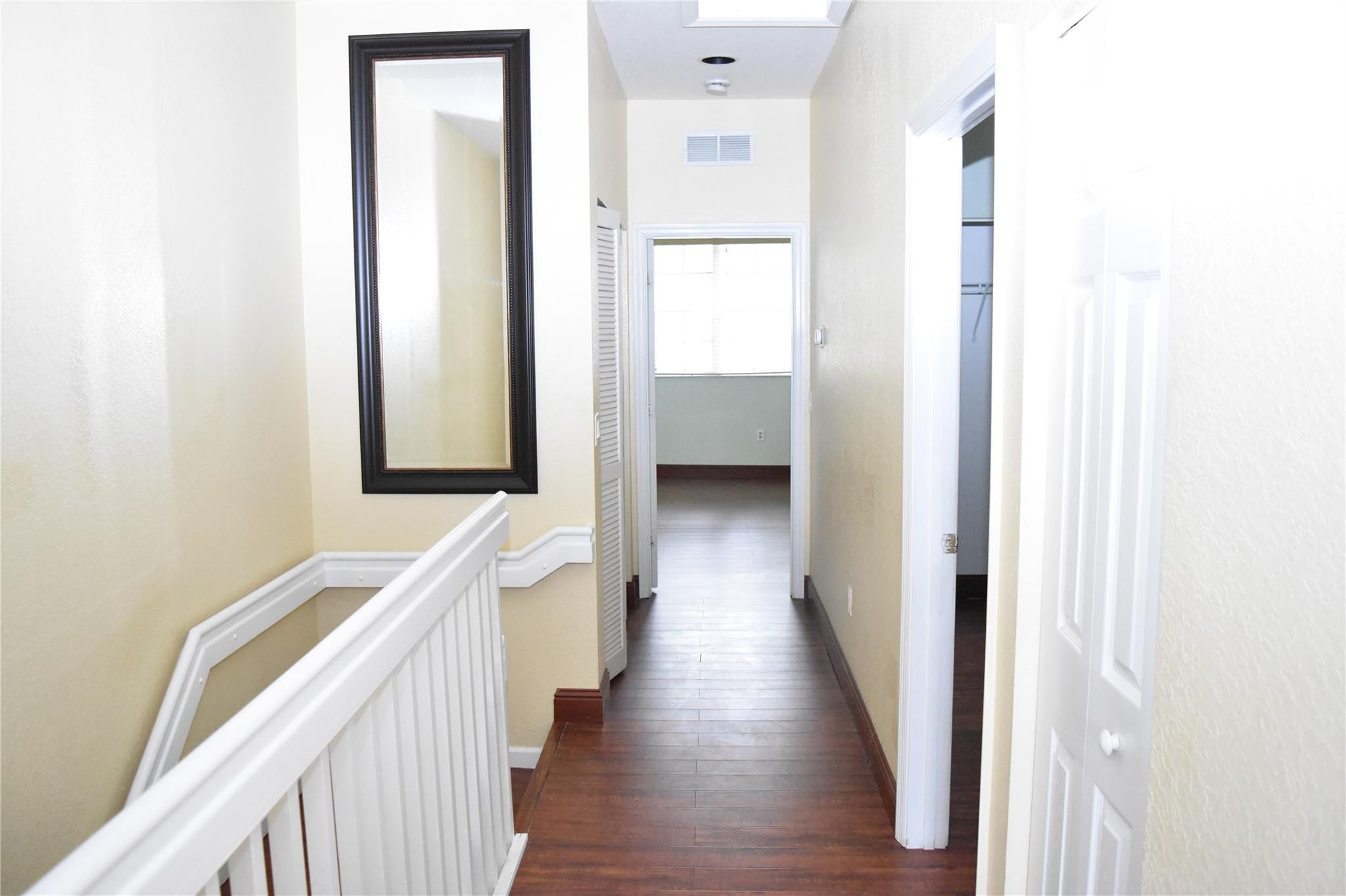 725 NW 42nd Ave