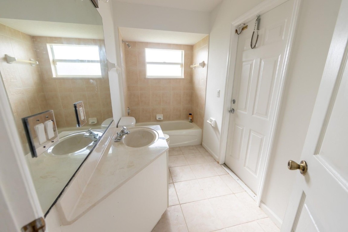 4162 SW DARWIN Boulevard