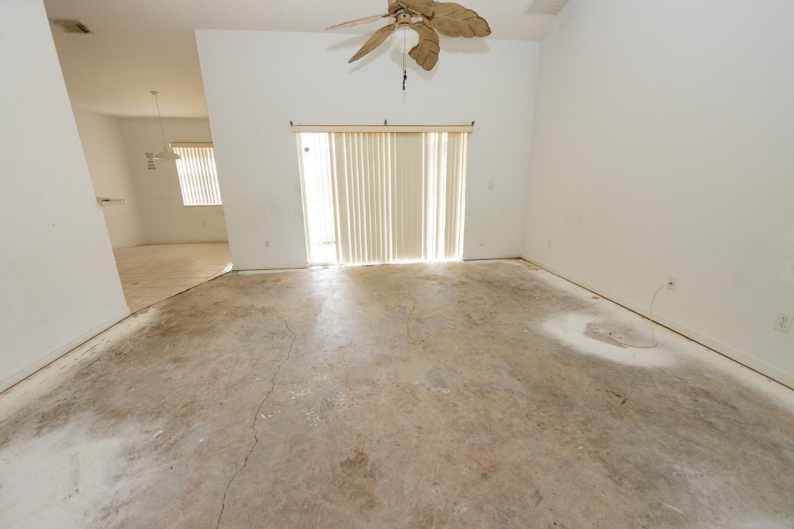 4162 SW DARWIN Boulevard