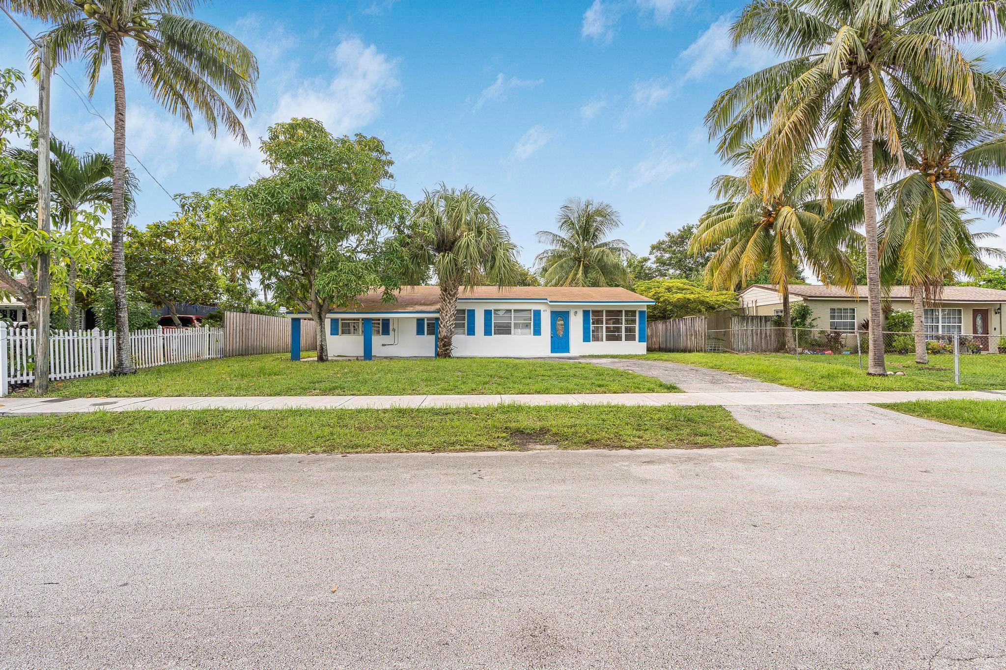 1831 SW 64th Ave