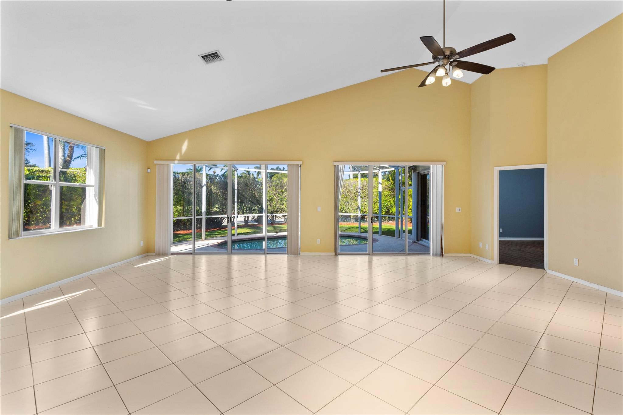 1420 LACOSTA DR