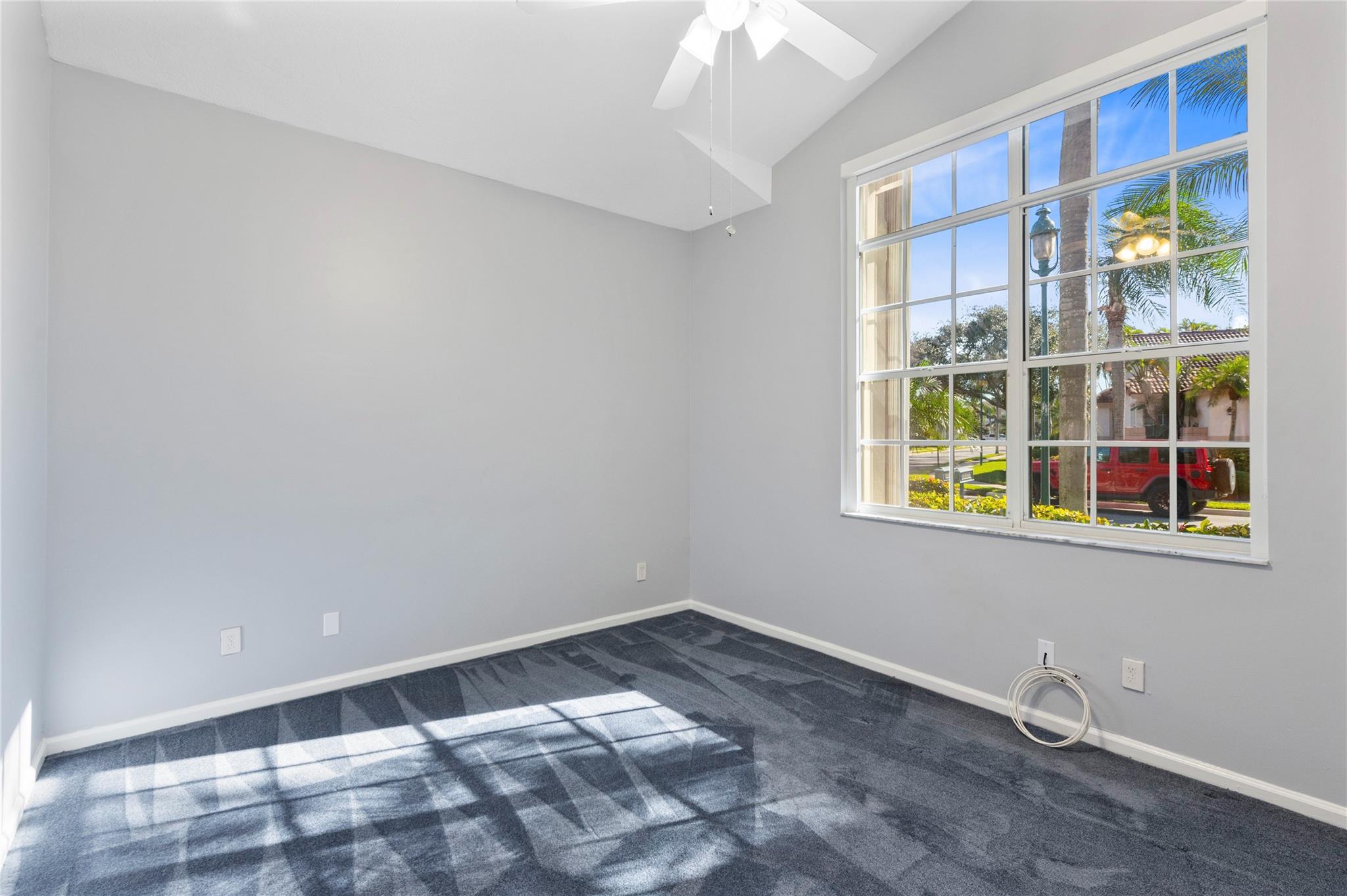 1420 LACOSTA DR