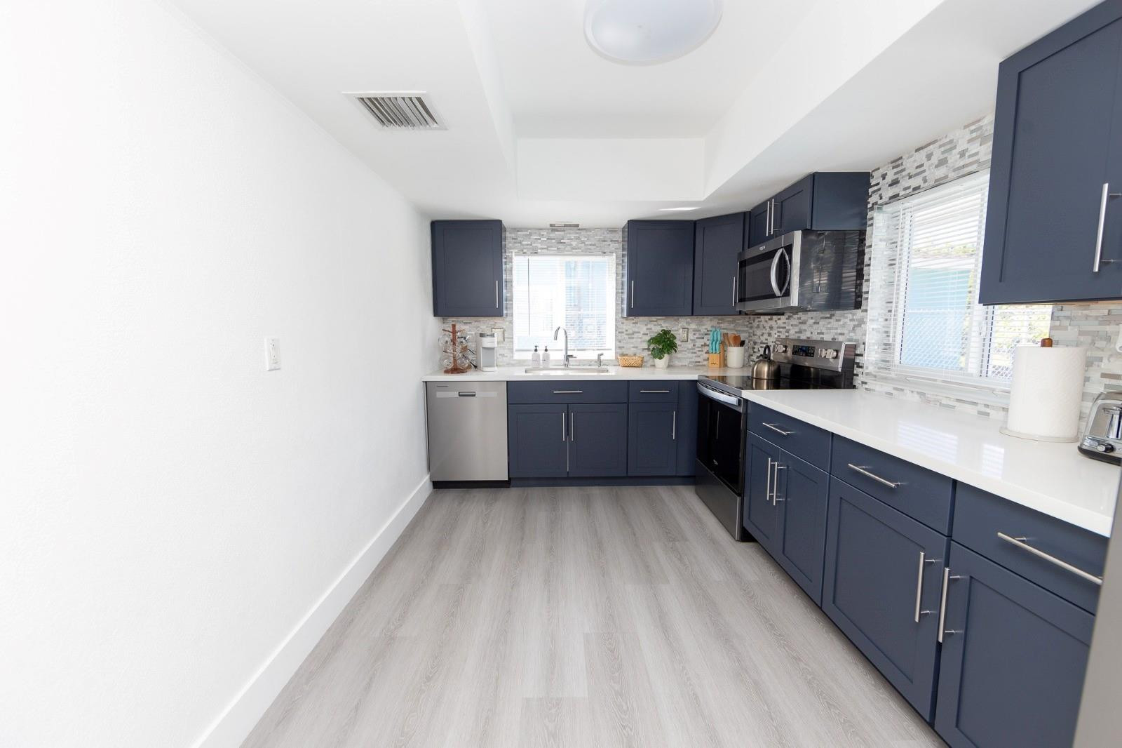 475 NE 142nd St