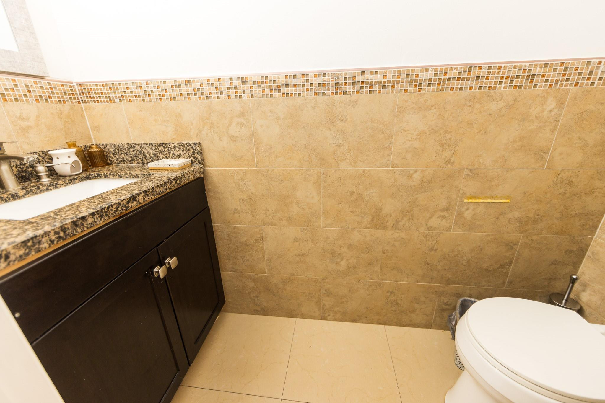321 E Palm Cir E