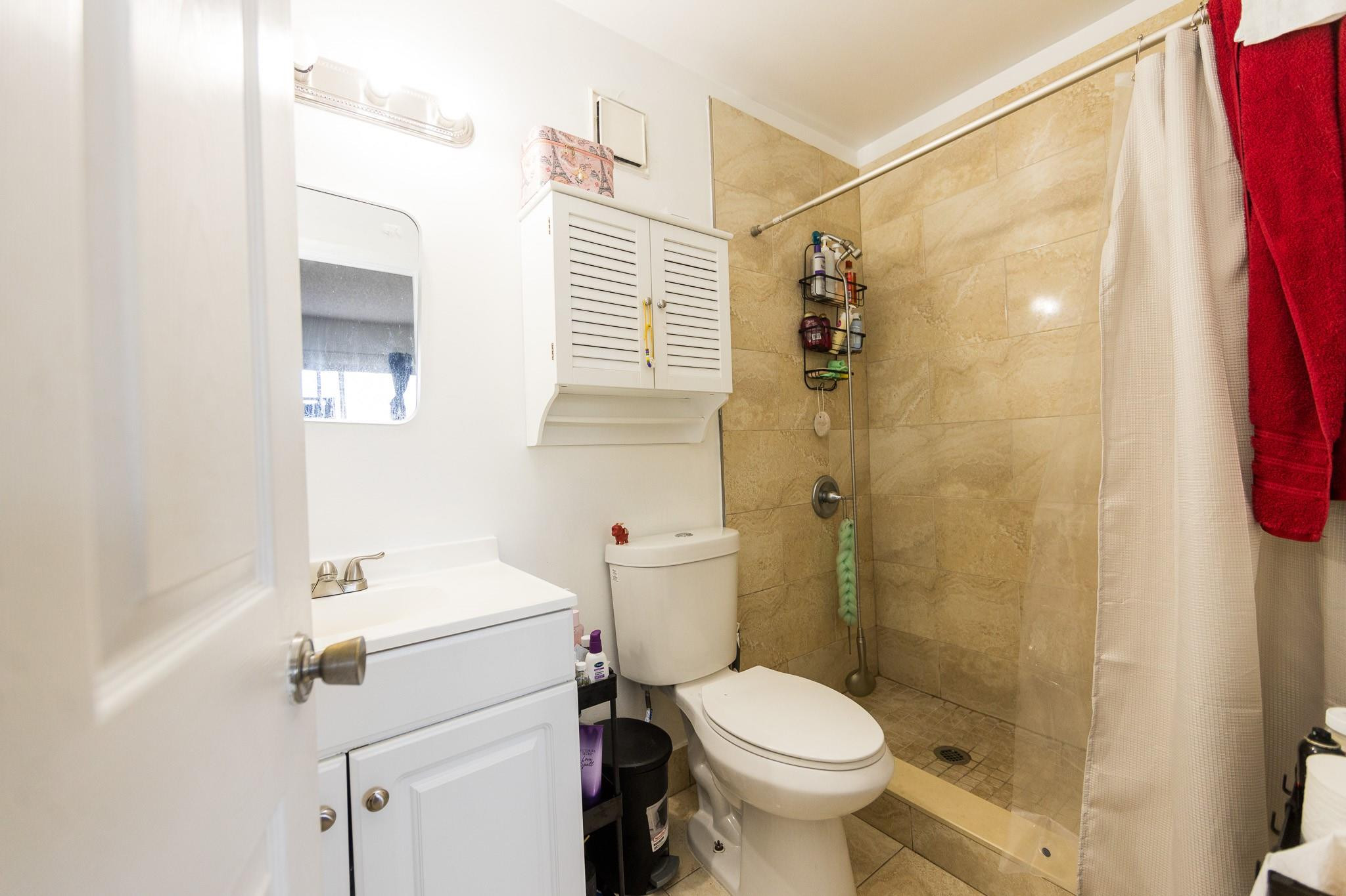321 E Palm Cir E
