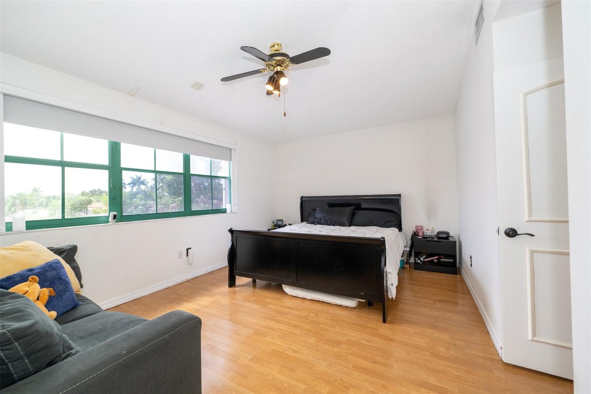 1385 NW 126th Way 1385