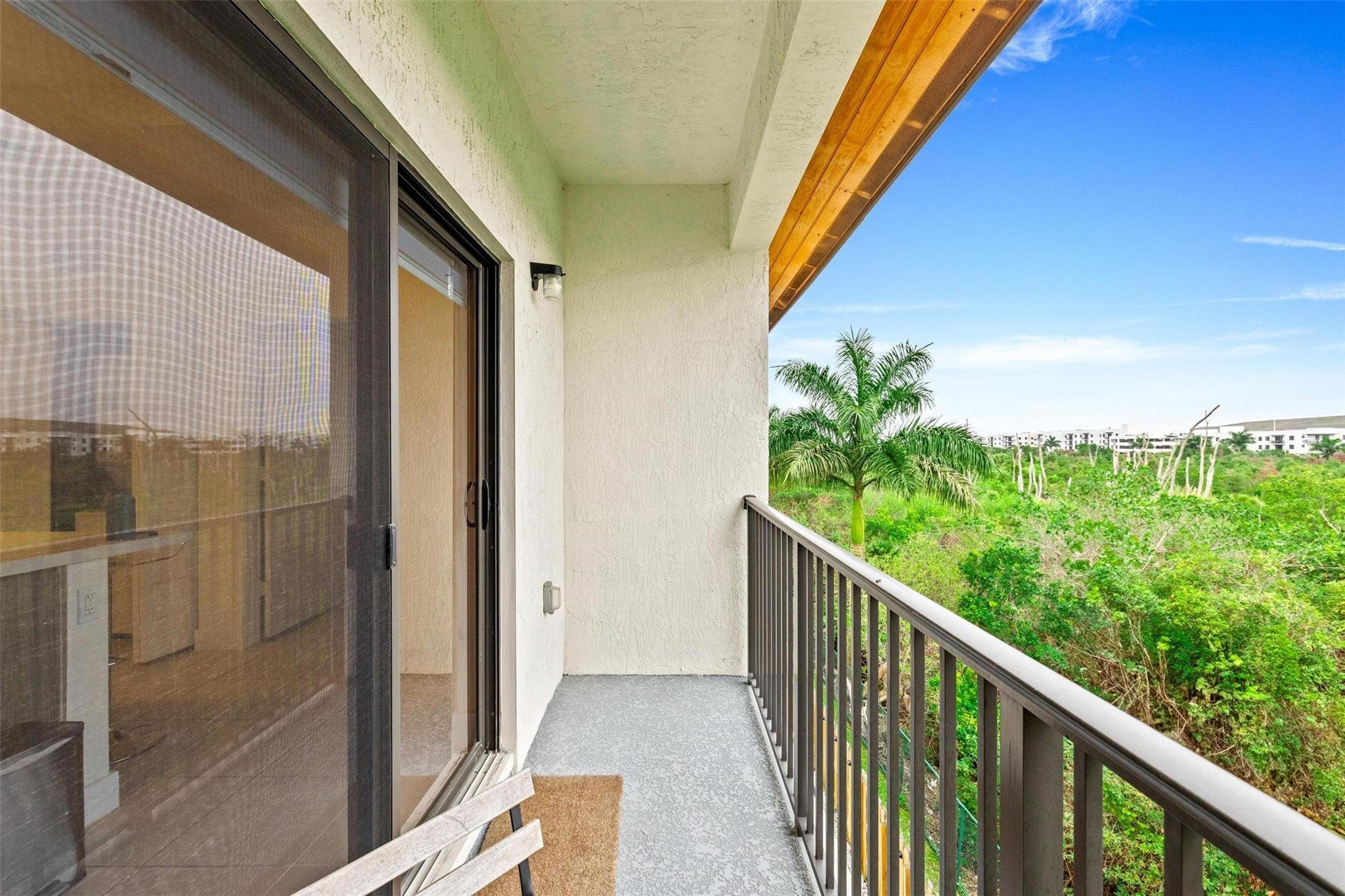 8055 NW 104th Ave 33