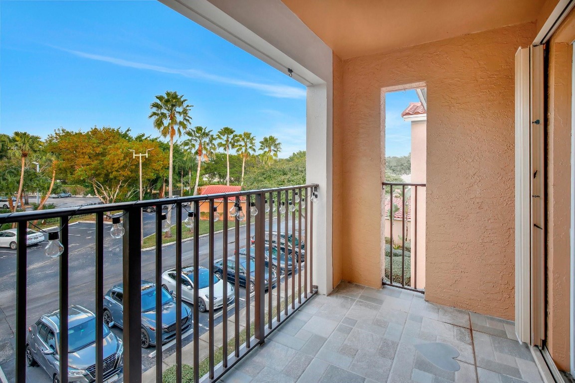 2031 Renaissance Blvd 305