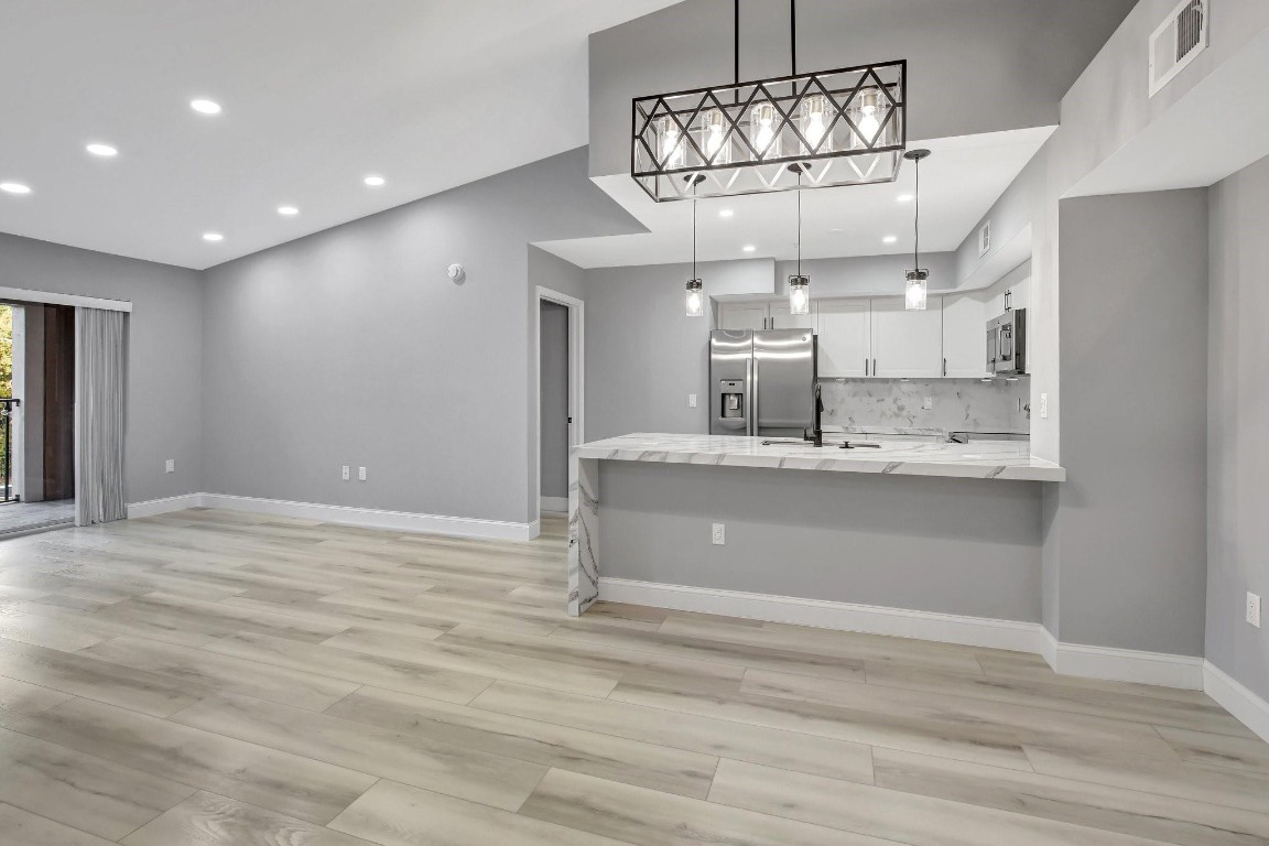 2031 Renaissance Blvd 305