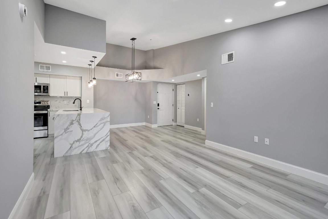 2031 Renaissance Blvd 305