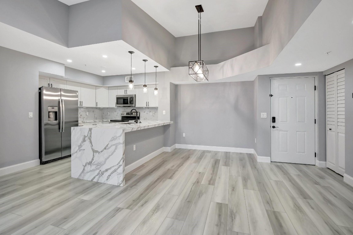 2031 Renaissance Blvd 305