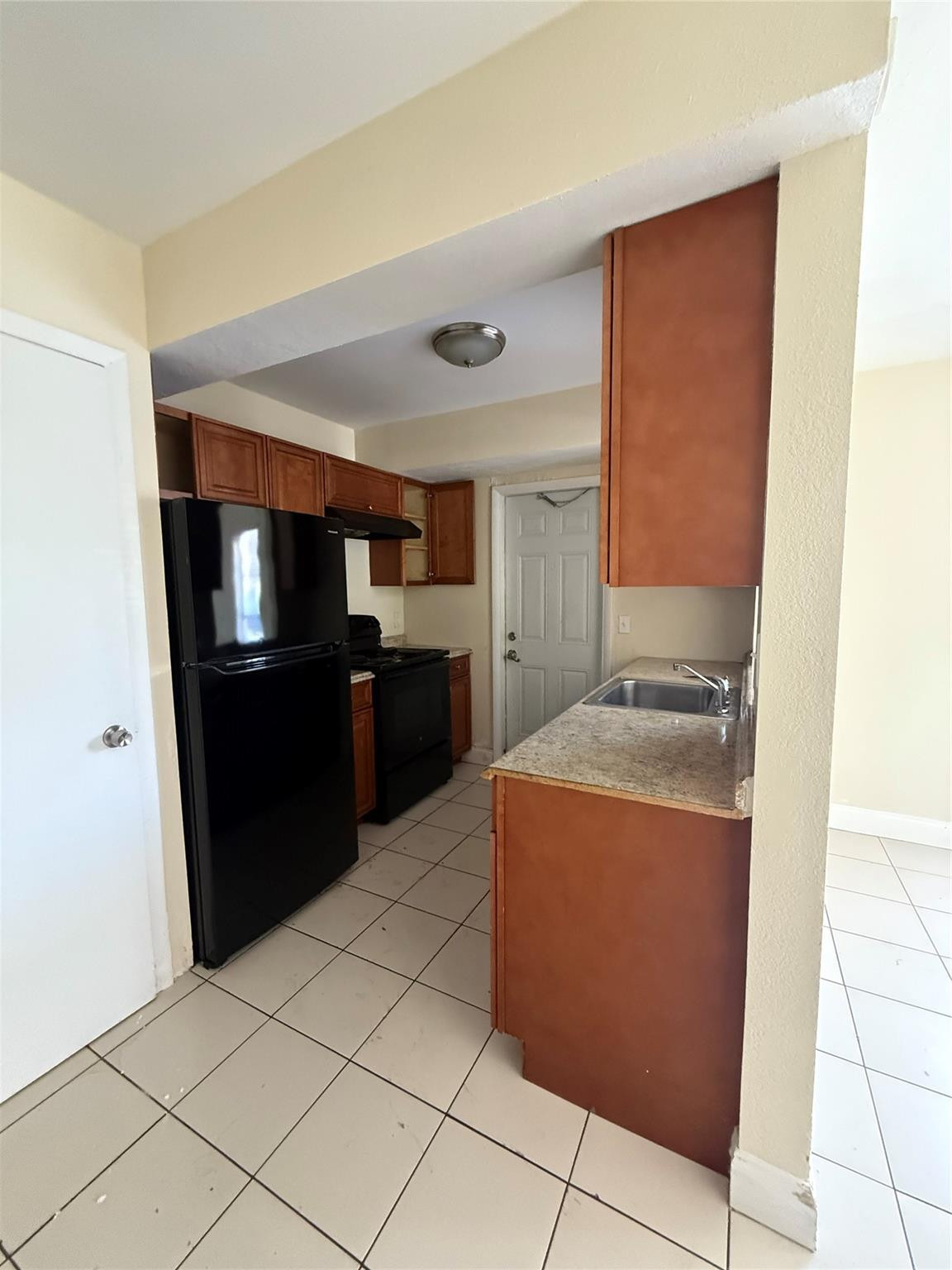 579 NW 41st St B