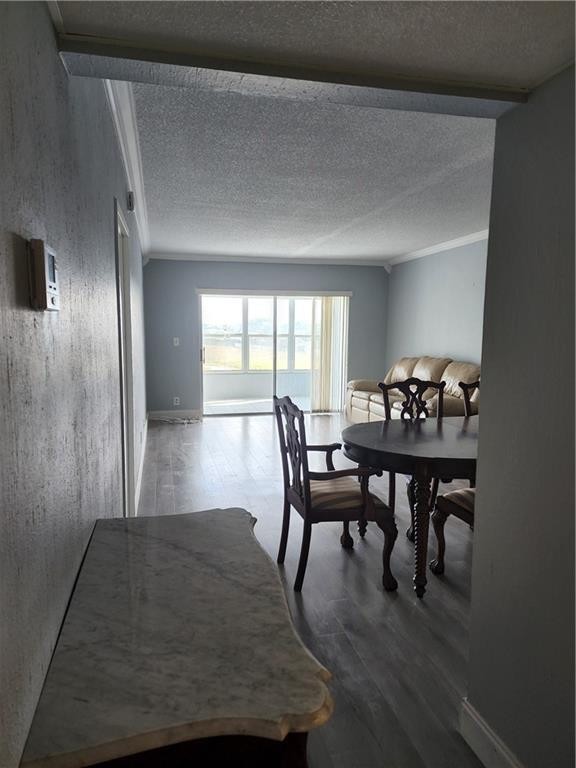 1005 Country Club Dr 406