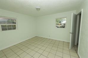 1128 NW 5th Ct