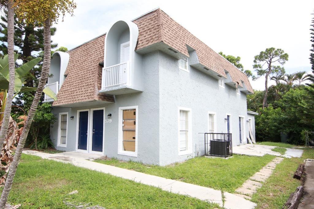 579 NW 41st St