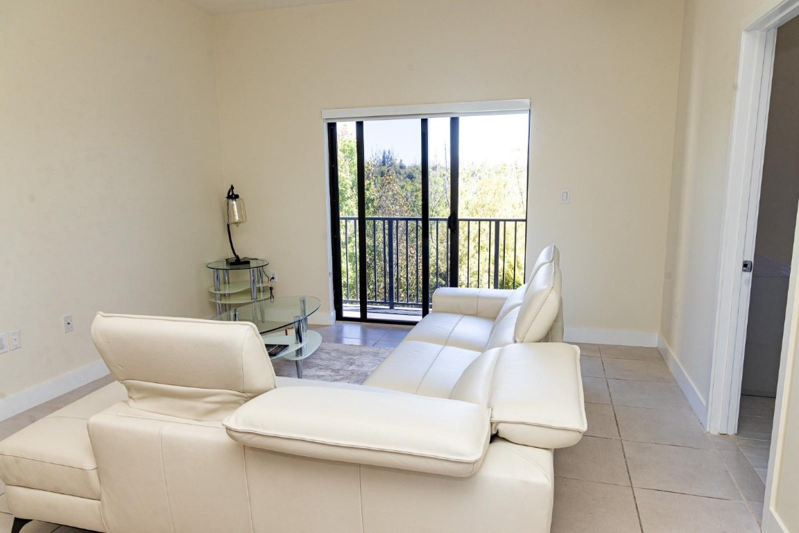 8015 NW 104th Ave 24