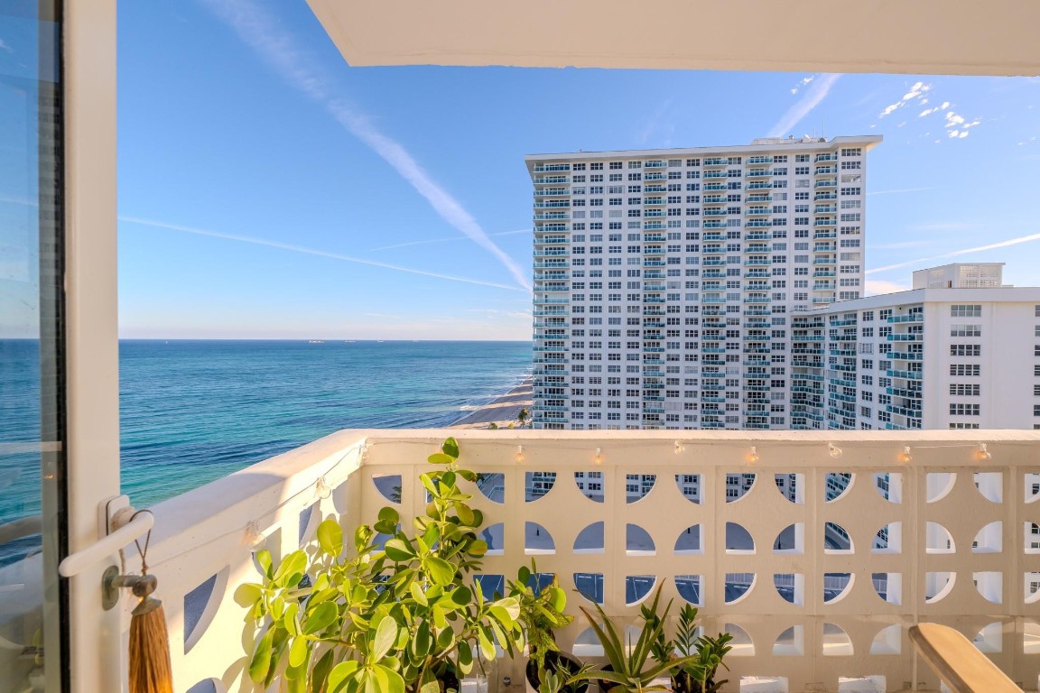 4010 Galt Ocean Dr 1506