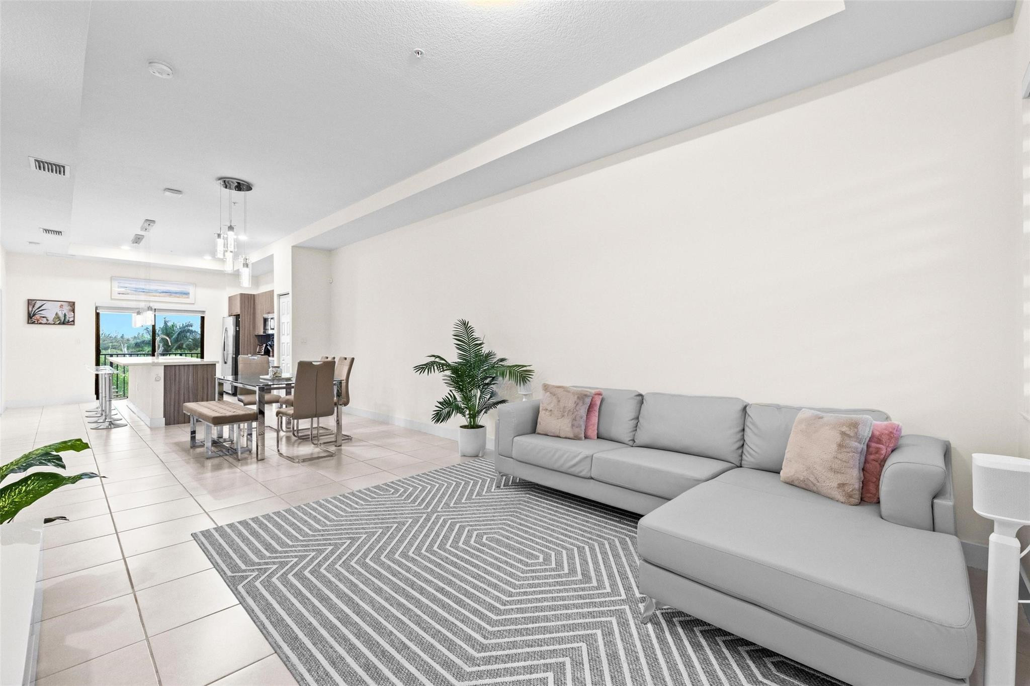 8055 NW 104th Ave 33