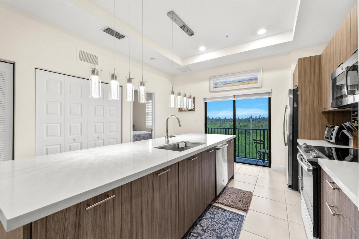 8055 NW 104th Ave 33