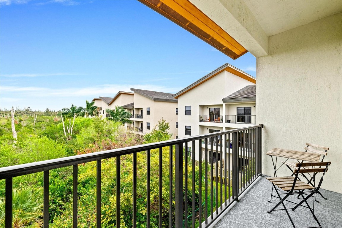 8055 NW 104th Ave 33