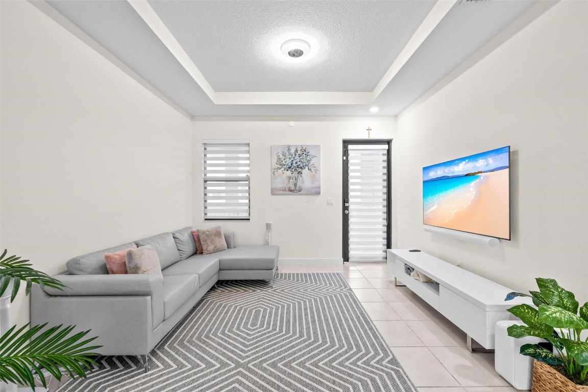 8055 NW 104th Ave 33