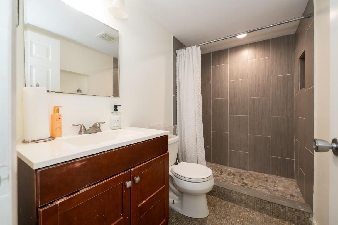 8821 NW 38th Dr 205A