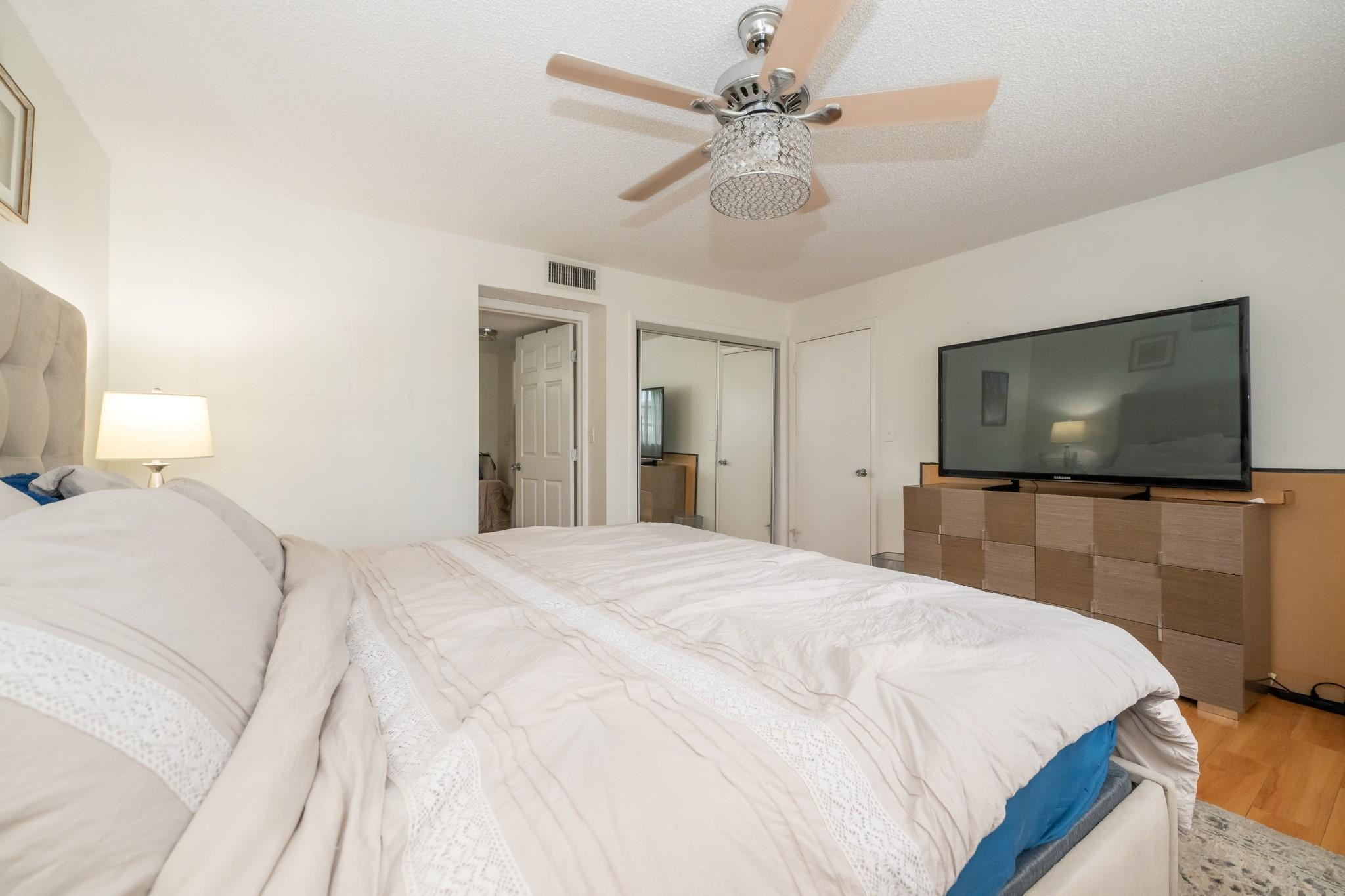 8821 NW 38th Dr 205A