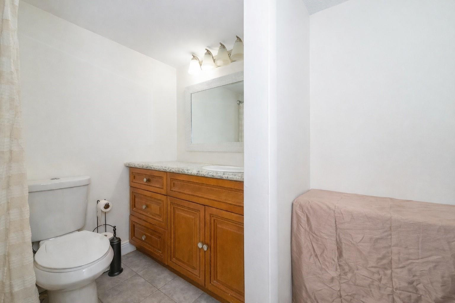 8821 NW 38th Dr 205A