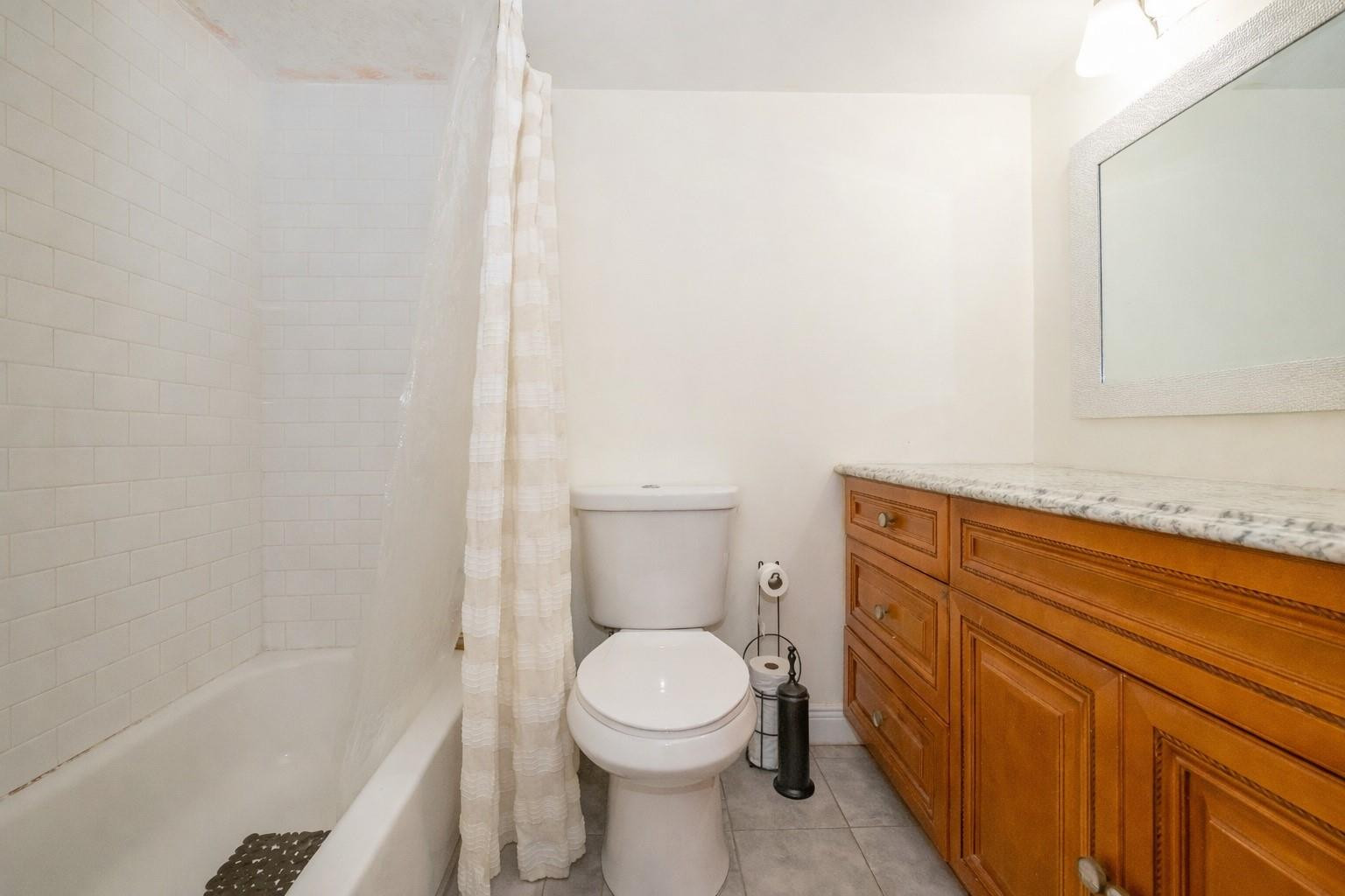 8821 NW 38th Dr 205A