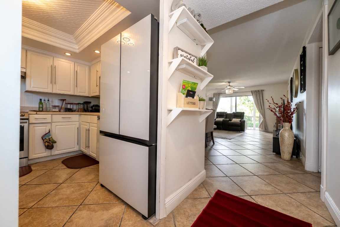 8821 NW 38th Dr 205A