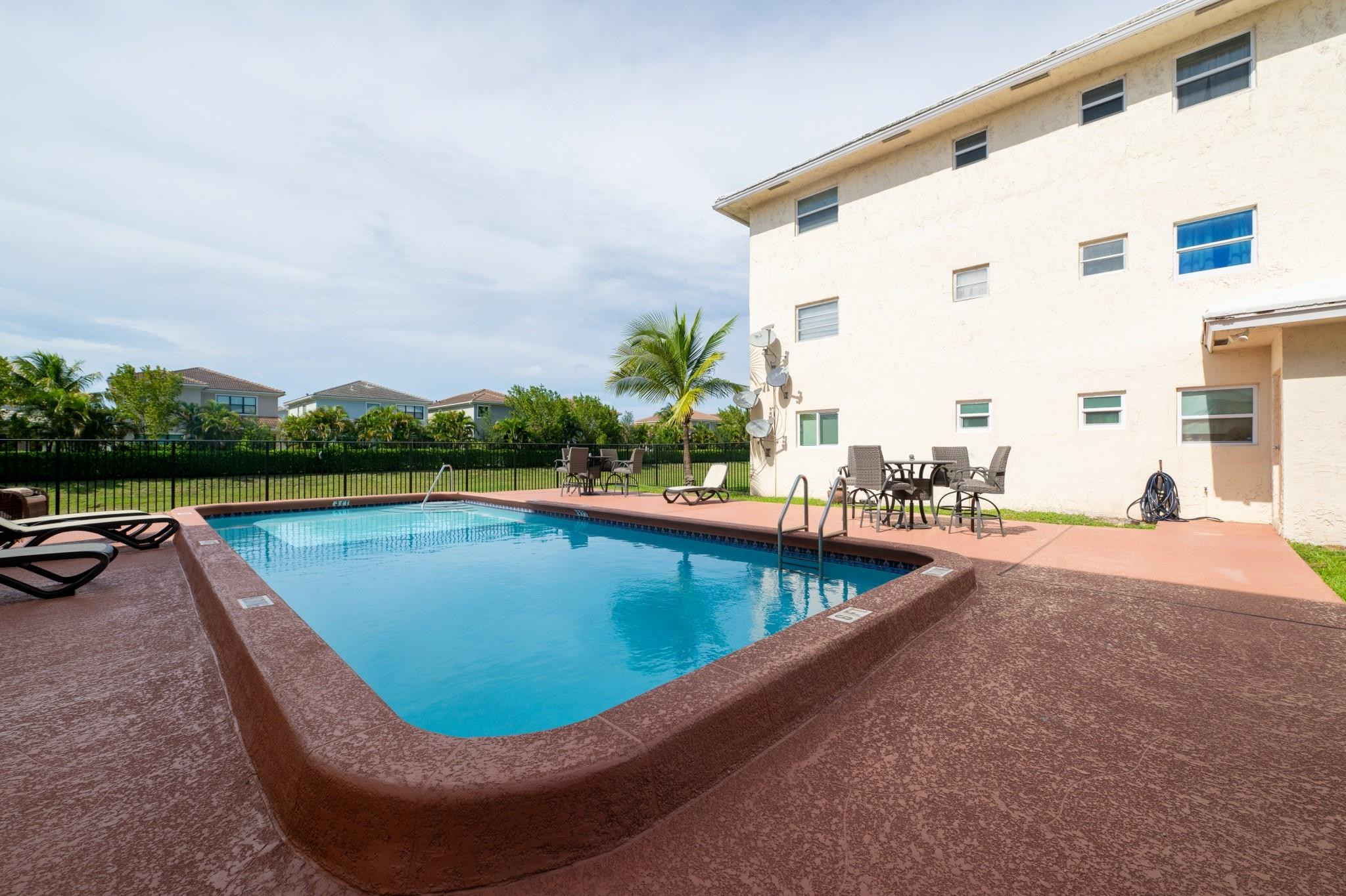 8821 NW 38th Dr 205A